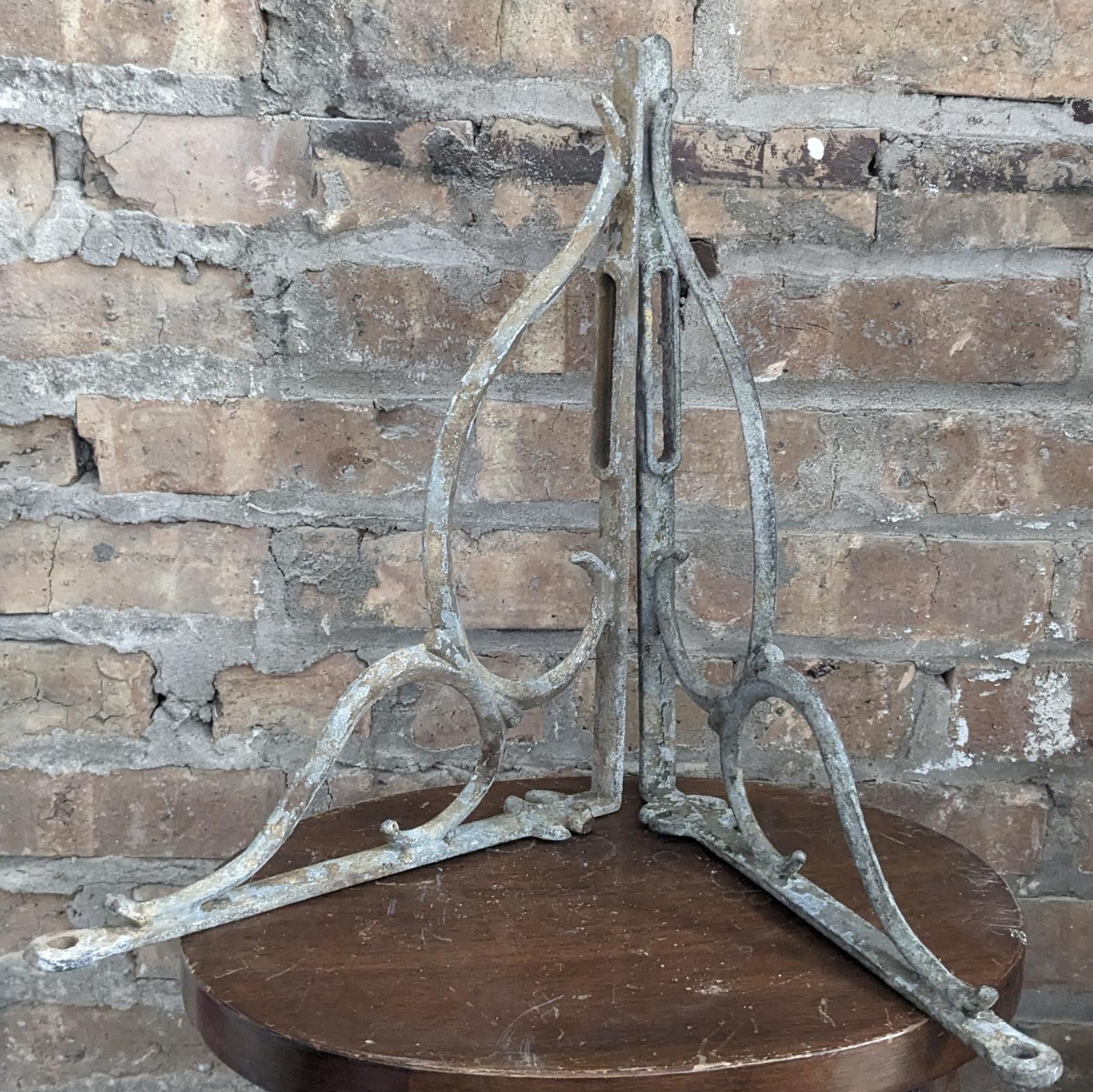 Iron Scroll Shelf Brackets