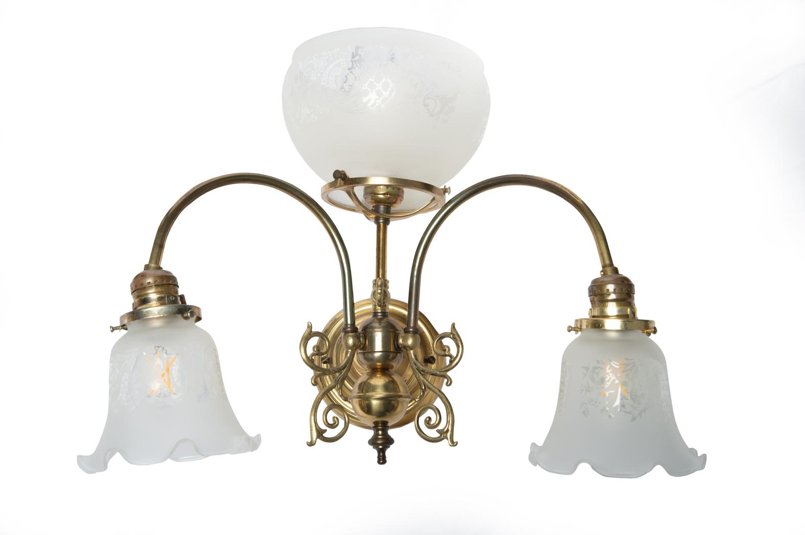 Queen Anne Victorian 3-Lite Brass Wall Sconce